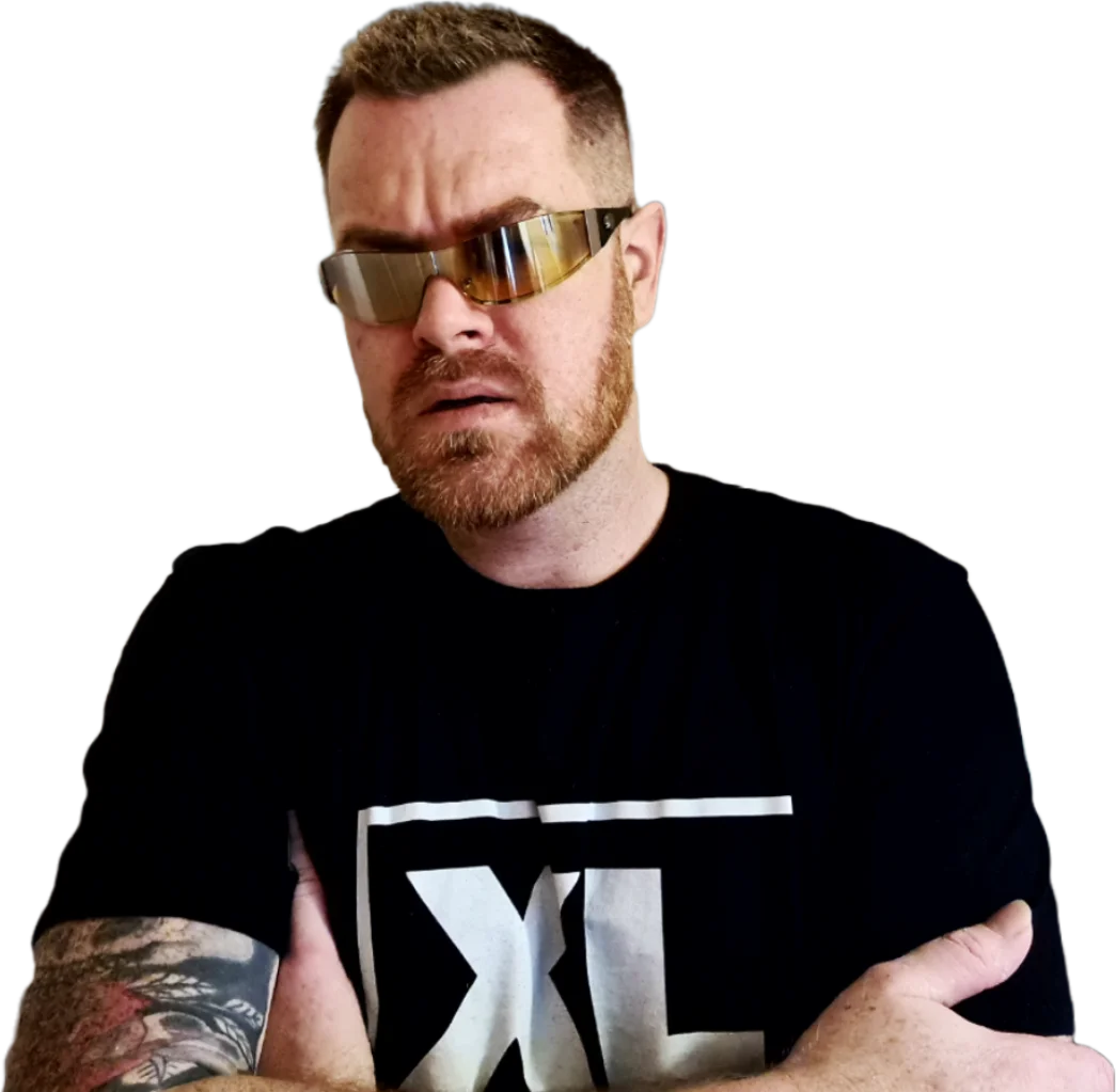 Steve Oakley wearing a mirrored visor